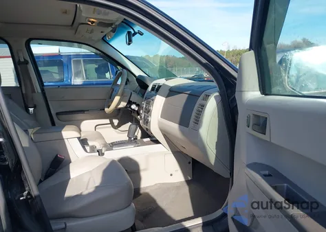 2008 Ford Escape Xlt z USA, uszkodzony, nr VIN 1FMCU03198KE63353